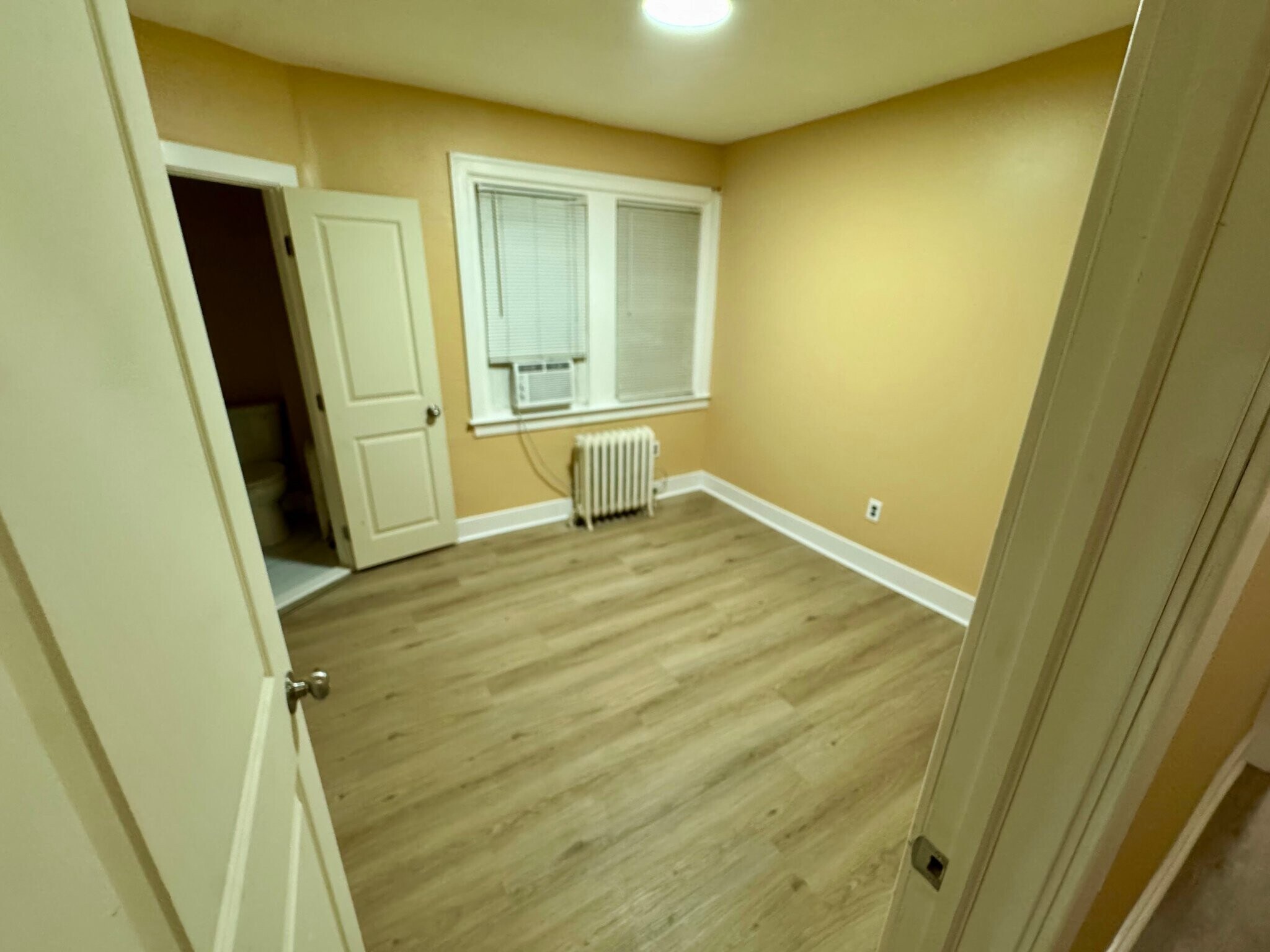 Building Photo - 4927 Wissahickon Ave