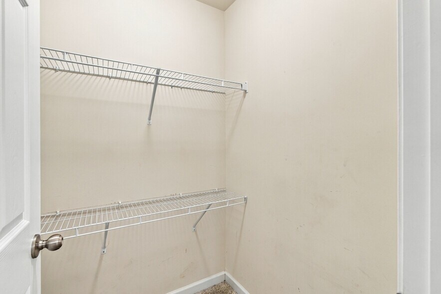 Building Photo - 132 Slaters Dr