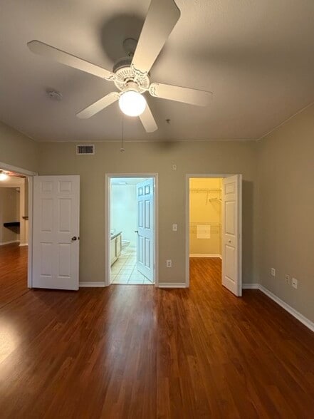 Building Photo - 6412 Queens Borough Ave