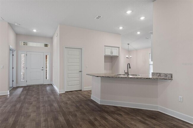 Building Photo - 14 Reston Pl