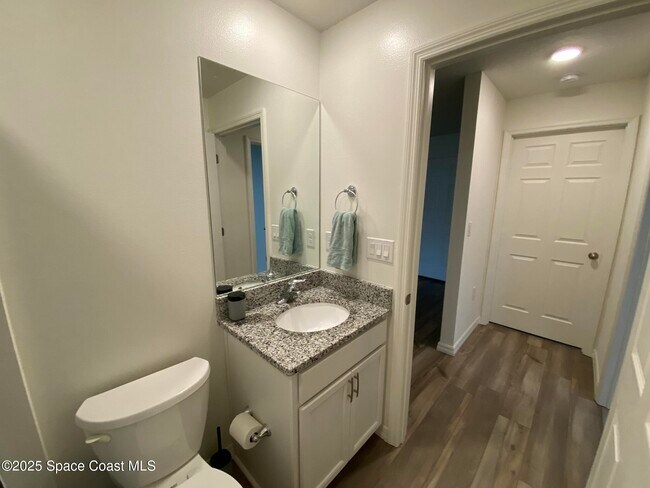 Building Photo - 1186 Dania Cir