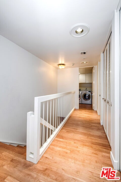 Building Photo - 211 S Spalding Dr