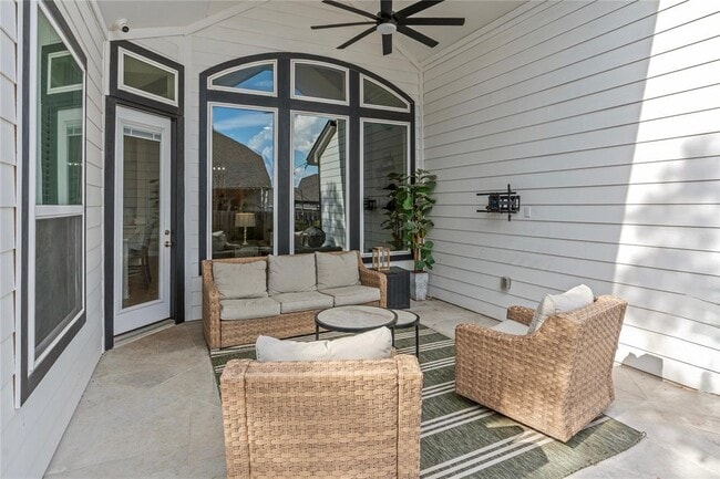 Building Photo - 533 Mallow Rd