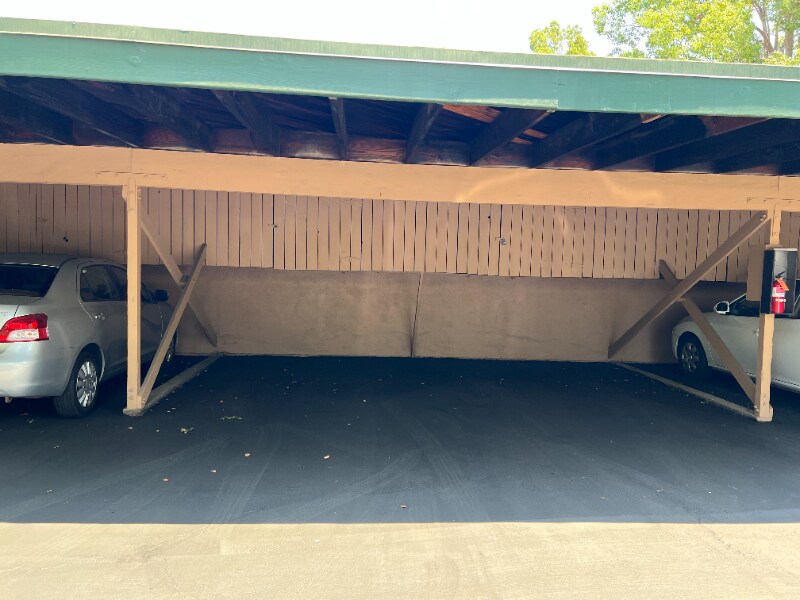 Building Photo - 580 N Madison Ave