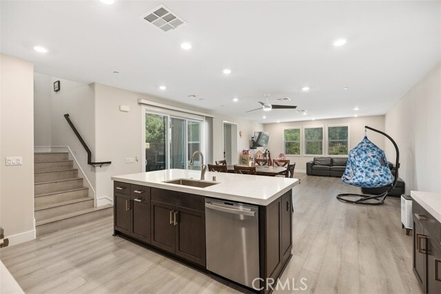 Building Photo - 395 Sawbuck