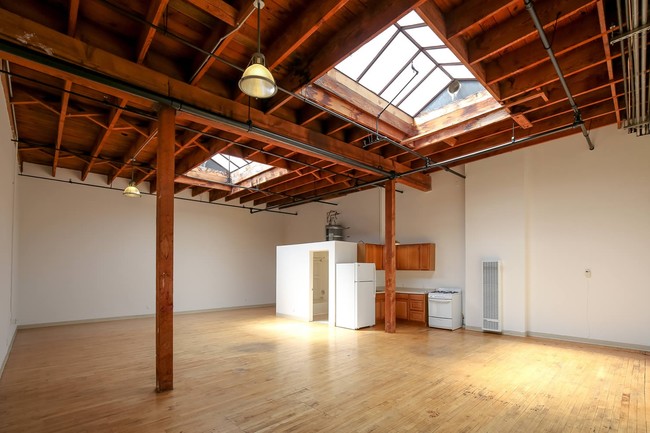 Interior Photo - 5th Street Lofts