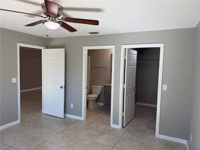 Building Photo - 17107 Thompson Ave