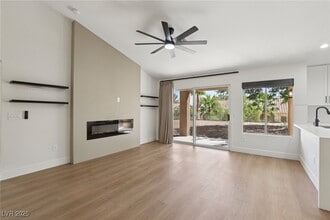 Building Photo - 2548 Tumble Brook Dr