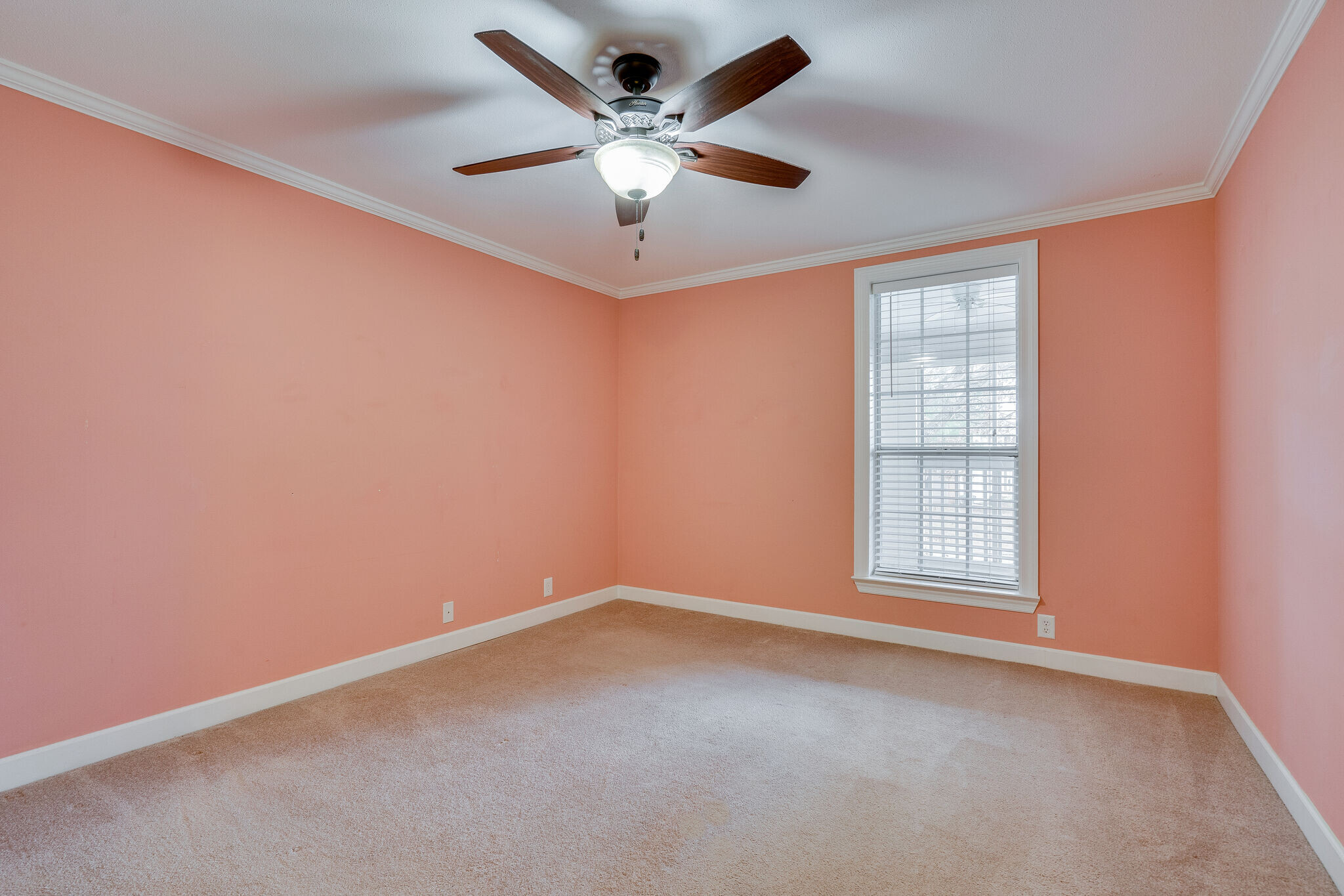 Master Bedroom. - 1280 Middle Tennessee Blvd