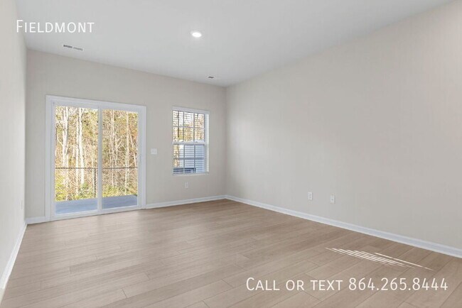 Building Photo - 211 Backstay Ln