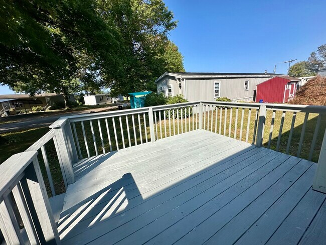 Building Photo - 315 Grubb Dr