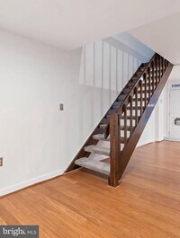 Building Photo - 36 E Wheeling St