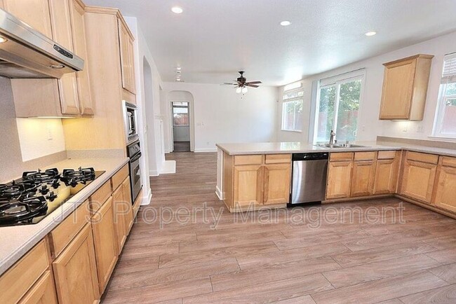 Building Photo - 150 Allaire Cir
