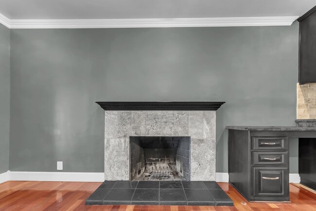 Building Photo - 1501 Revere Ave