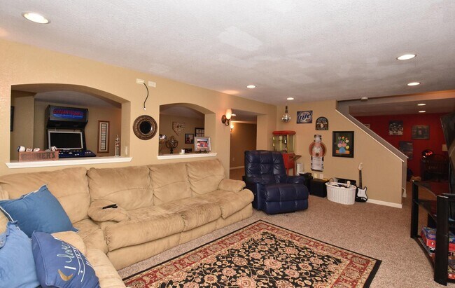 Building Photo - N63W29834 Woodfield Ct