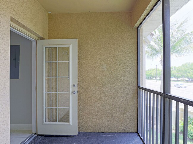 Building Photo - Villas at Venezia 4172-201