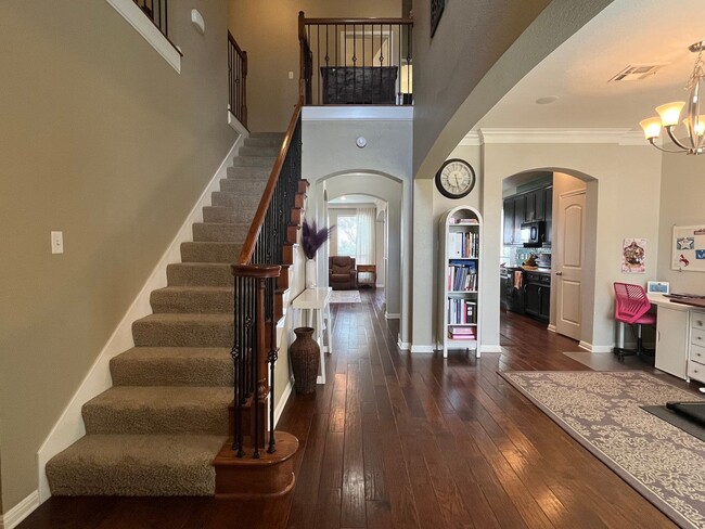 Building Photo - 4 bedroom 2.5 bath in Yowell Ranch