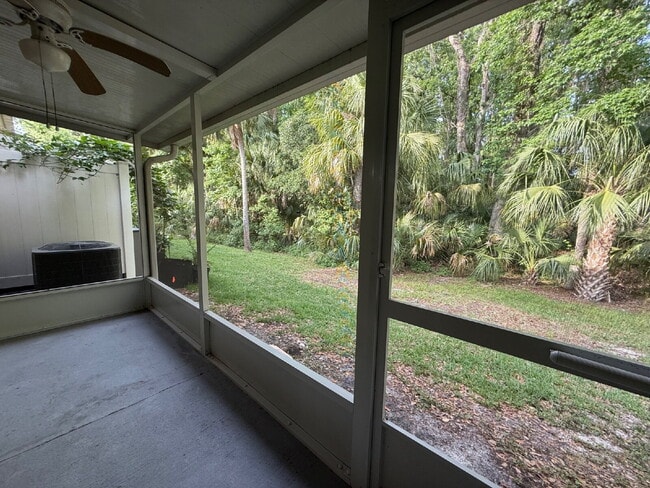 Building Photo - 2-Bed Oasis with 2.5 Baths on Silver Falls...