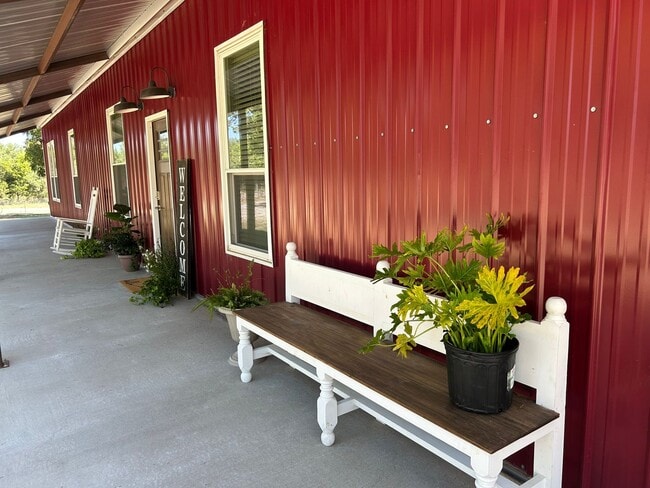 Building Photo - 761 CR 3160