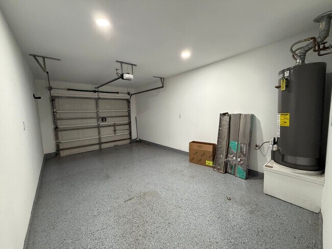 Building Photo - Pensacola - Springdale Forest - 3 bedroom, 2 bathroom