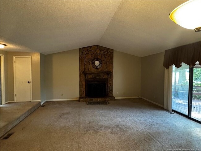 Building Photo - 6743 Irongate Dr