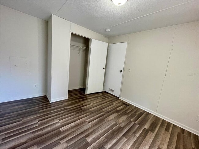 Building Photo - 6328 Eugene Acres Ln