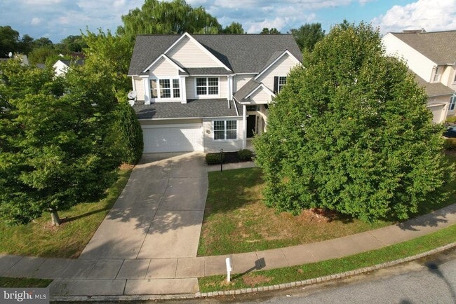 Building Photo - 106 Europa Blvd