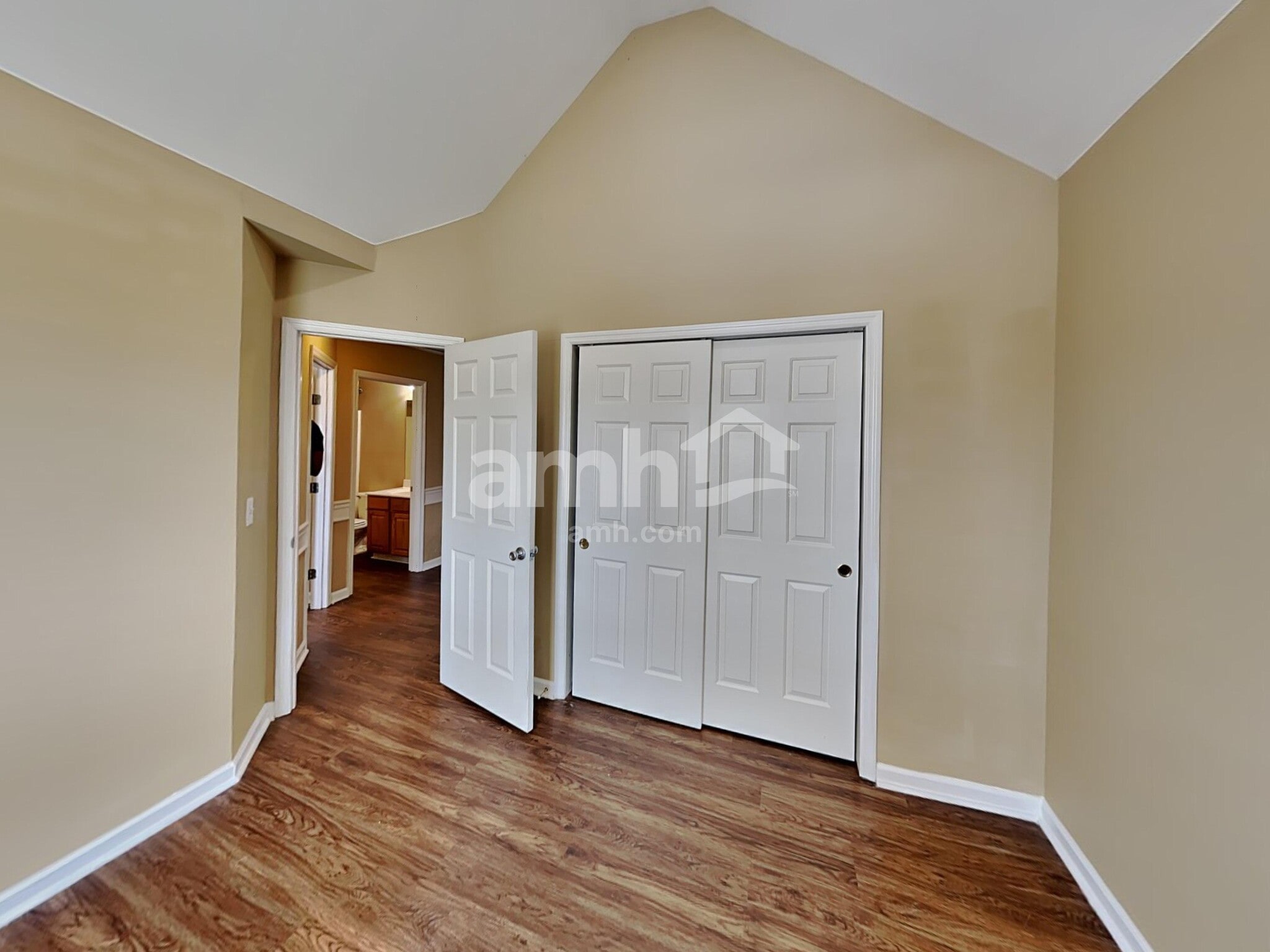 Building Photo - 1732 Shane Dr