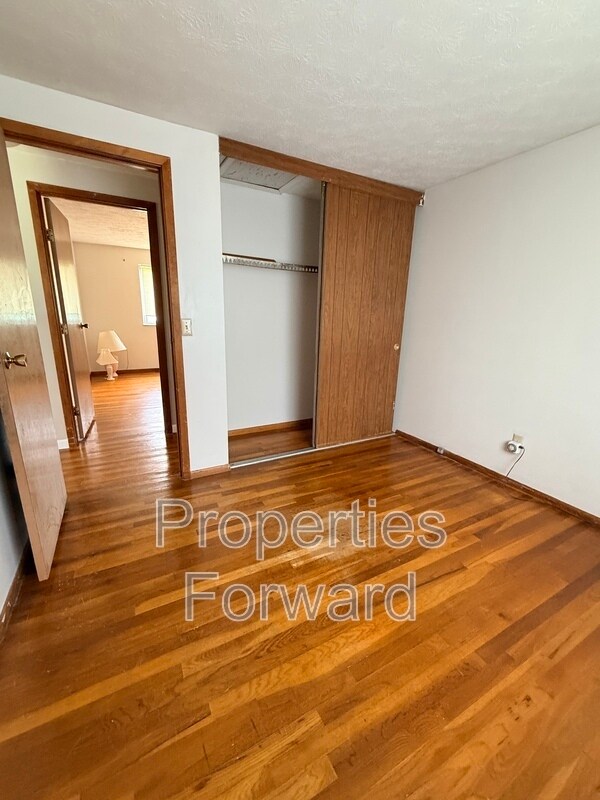 Building Photo - 873 Allison Dr