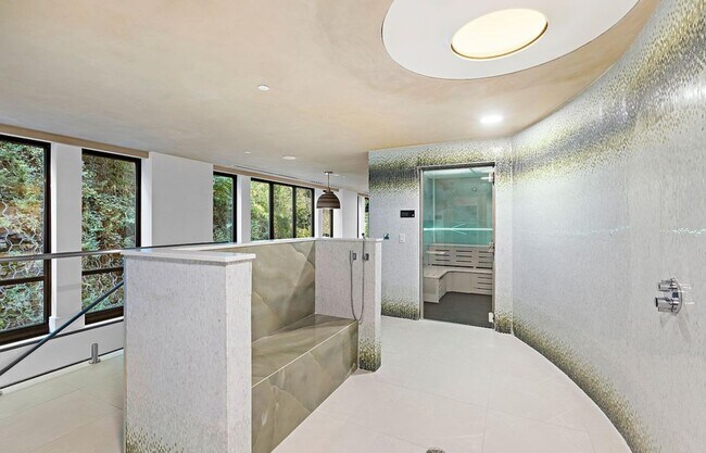 Building Photo - 8701 Churchill Rd