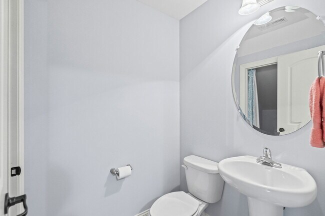Building Photo - 796 Sail House Ct