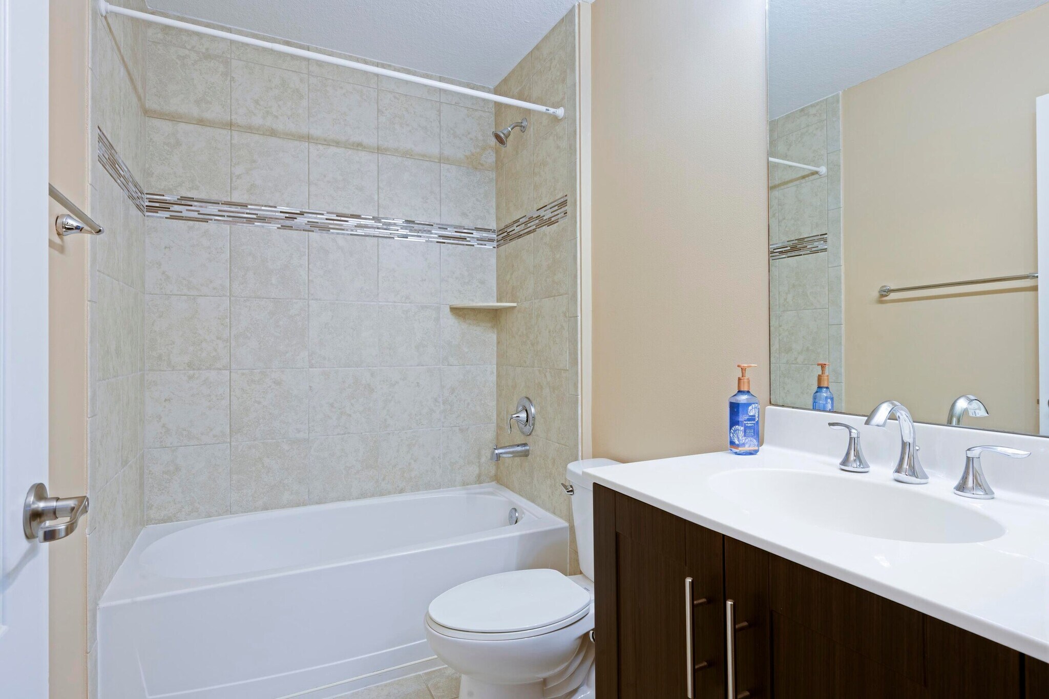 Building Photo - 5813 Monterra Club Dr