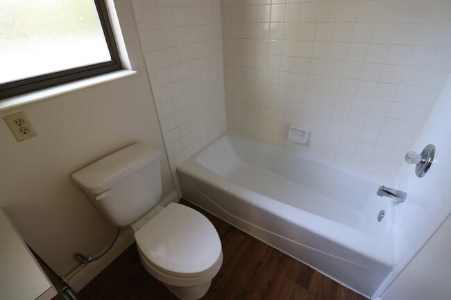 Building Photo - 1680 Asturias St