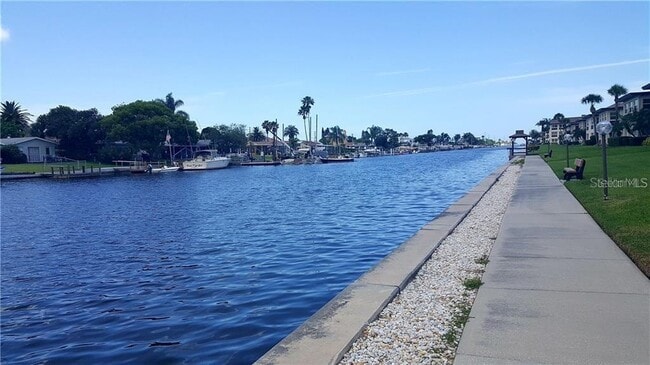 Building Photo - 4758 Jasper Dr