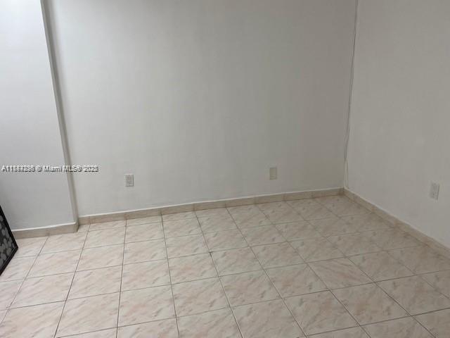 Building Photo - 5401 Collins Ave