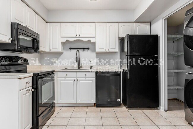 Building Photo - 1340 Baja Ln