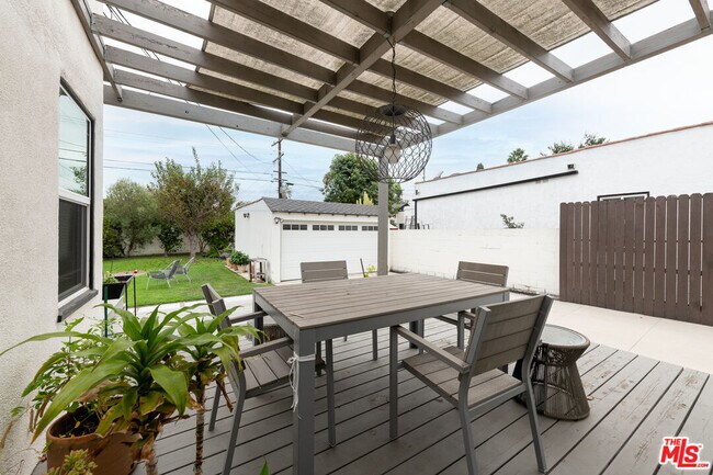 Building Photo - 3990 Degnan Blvd