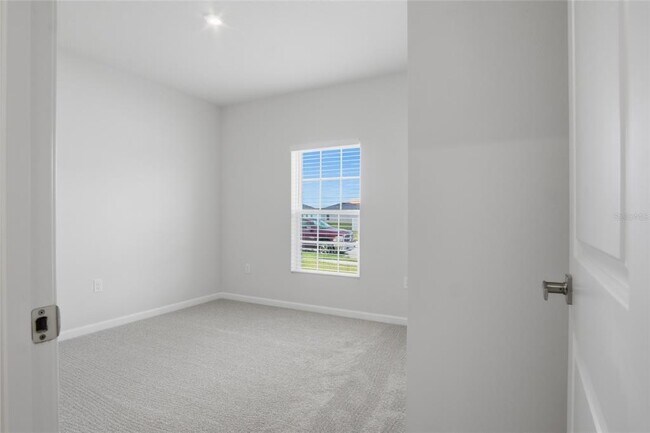 Building Photo - 724 Cantaberry Dr