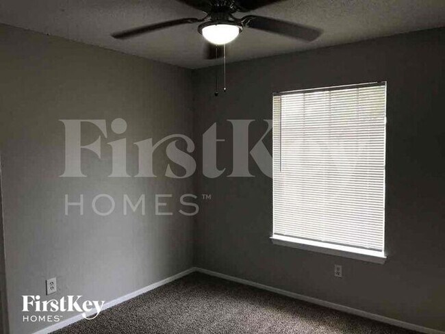 Building Photo - 1602 Geraldine Ln