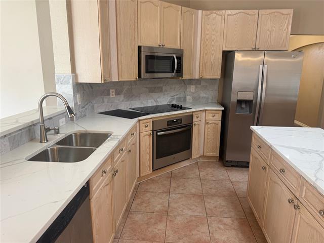 Building Photo - 9200 Fairwood Ct