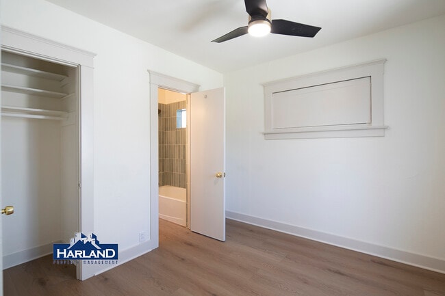 Building Photo - 4419 Mississippi St