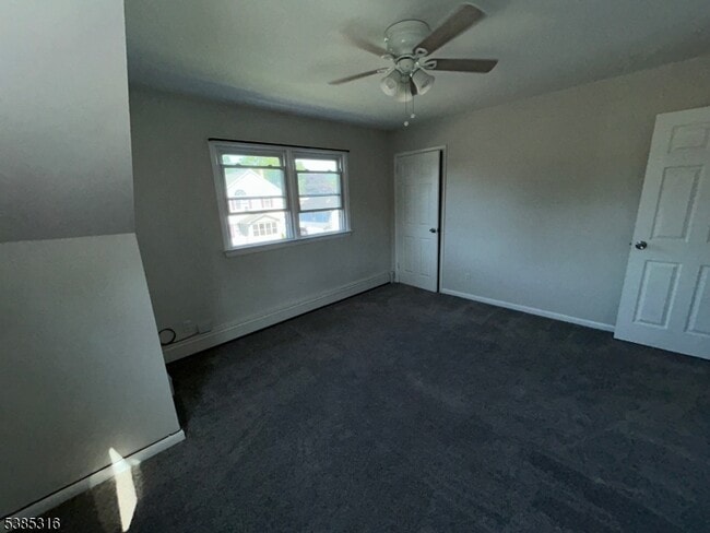 Building Photo - 49 7th Ave