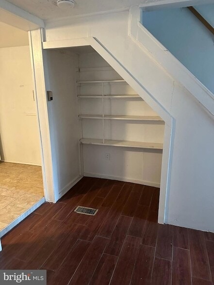 Building Photo - 2 Titus Ave