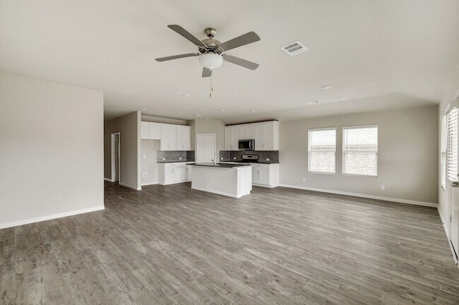 Building Photo - 269 Sunshine Ln