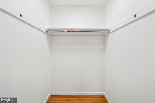 Building Photo - 1203 Brantford Ave