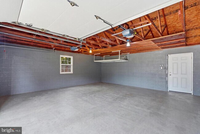 Building Photo - 1719 Melbourne Dr