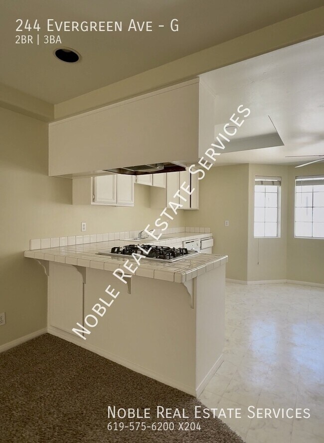 Building Photo - 244 Evergreen Ave