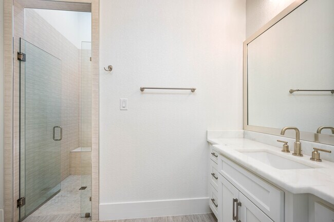 Building Photo - 846 Maximino Ridge Rd.