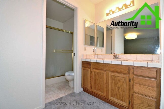 Building Photo - 3610 Sunwood Dr