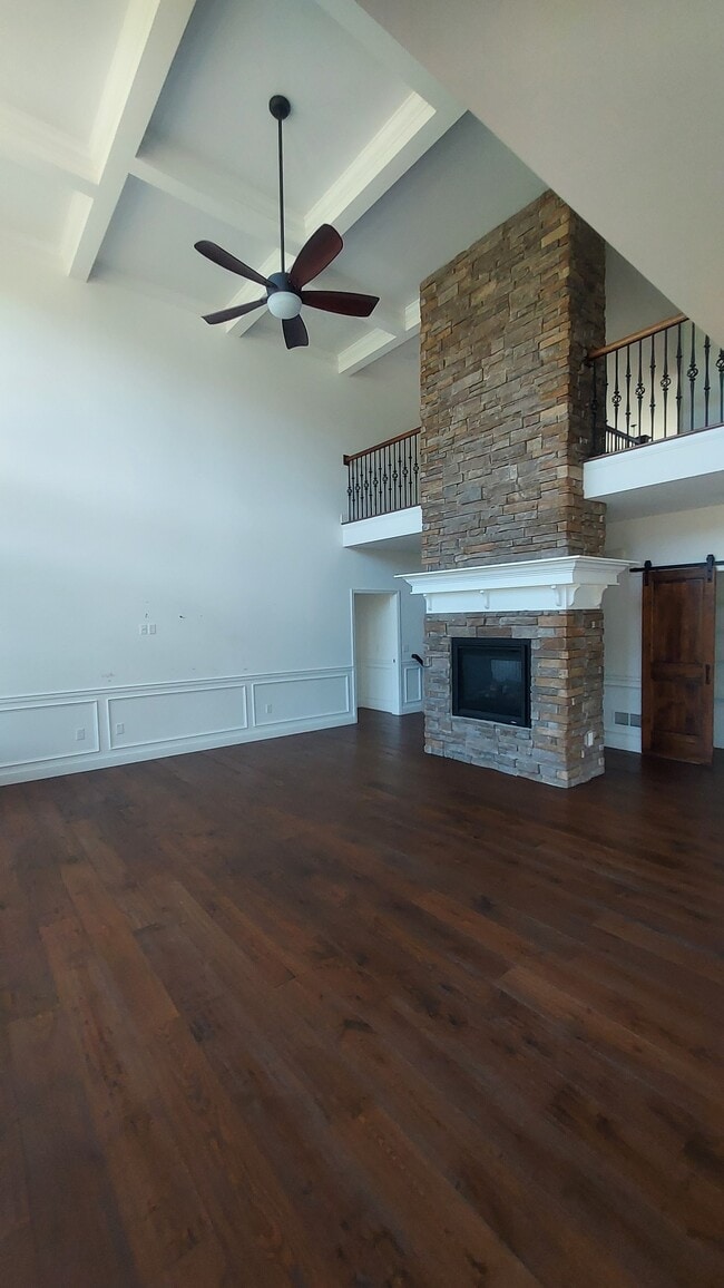 Building Photo - 1295 Needham Cir E